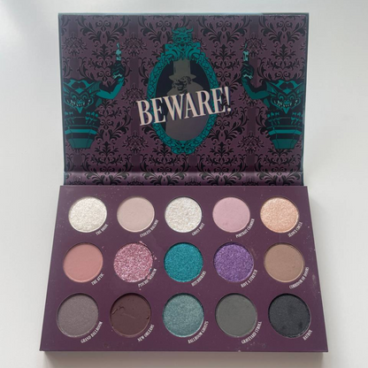 Paleta de Sombras Colourpop Haunted Mansion (Sombra levemente avariada)