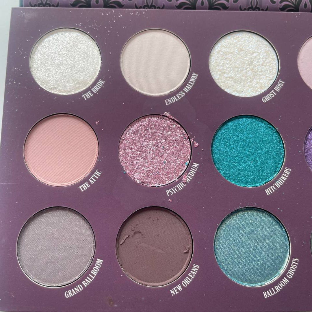 Paleta de Sombras Colourpop Haunted Mansion (Sombra levemente avariada)